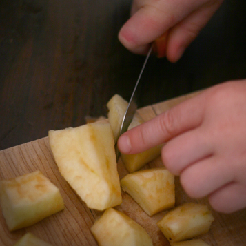 zelf appelmoes maken met kiind